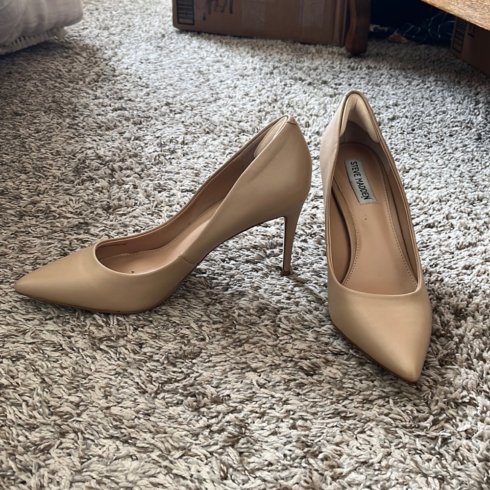 Nude heels